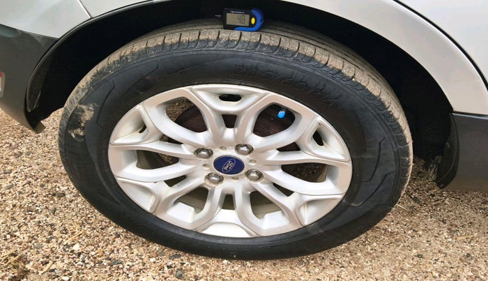 2017 Ford Ecosport TITANIUM 1.5L DIESEL, Diesel, Manual, 1,08,775 km, tyre