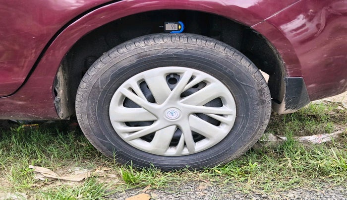 2016 Maruti Swift Dzire VDI (O), Diesel, Manual, 40,736 km, tyre