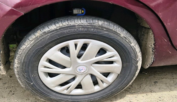 2016 Maruti Swift Dzire VDI (O), Diesel, Manual, 40,736 km, tyre