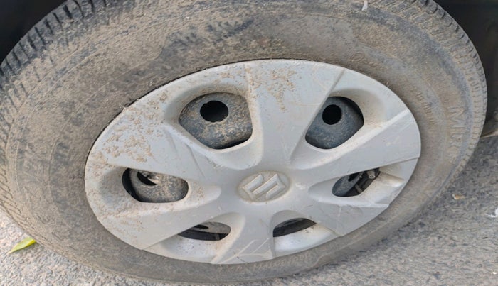 2011 Maruti Ritz VXI, Petrol, Manual, 1,10,997 km, tyre