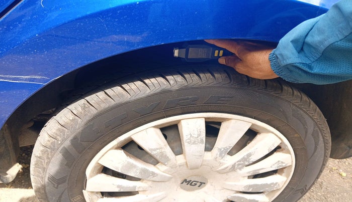 2015 Tata Zest XE PETROL, Petrol, Manual, 41,427 km, tyre