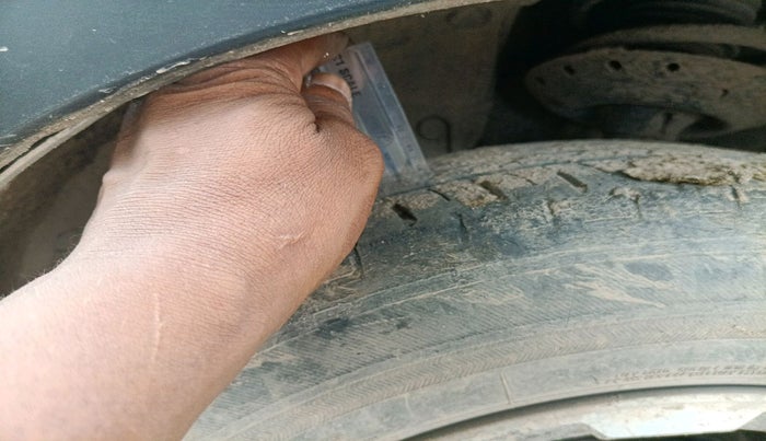 2022 Honda WR-V 1.2L I-VTEC SV MT, Petrol, Manual, 37,355 km, tyre