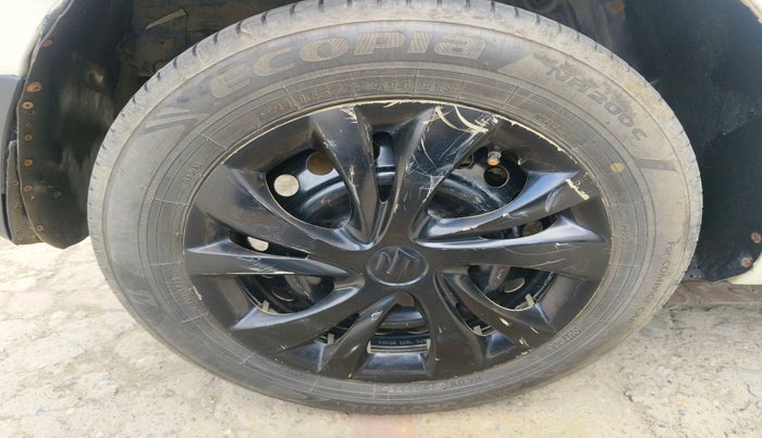 2015 Maruti Celerio VXI, Petrol, Manual, 1,09,320 km, tyre