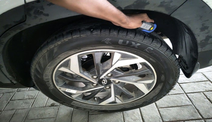 2022 Hyundai Creta SX (O) AT 1.5 DIESEL, Diesel, Automatic, 41,826 km, tyre
