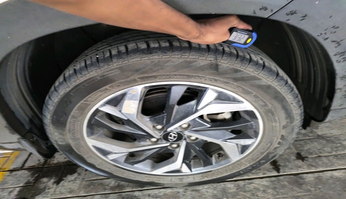 2022 Hyundai Creta SX (O) AT 1.5 DIESEL, Diesel, Automatic, 41,826 km, tyre