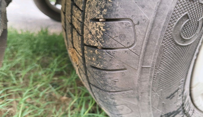 2019 Hyundai Creta SX 1.6 PETROL, Petrol, Manual, 7,20,000 km, tyre