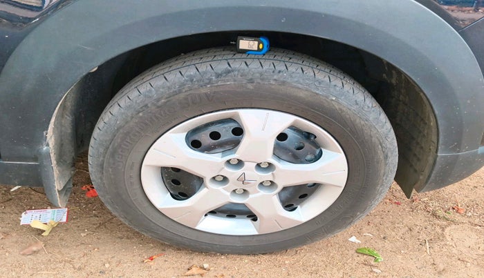 2025 Mahindra XUV 3XO MX2 1.5 Turbo Diesel, Diesel, Manual, 6,343 km, tyre