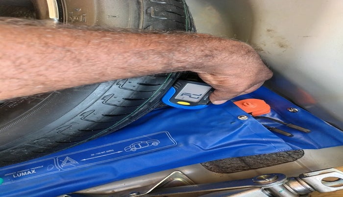 2017 Honda City 1.5L I-VTEC VX CVT, Petrol, Automatic, 65,000 km, tyre