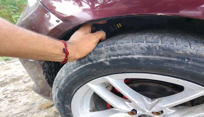 2017 Honda Amaze 1.2L I-VTEC S, Petrol, Manual, 81,245 km, tyre