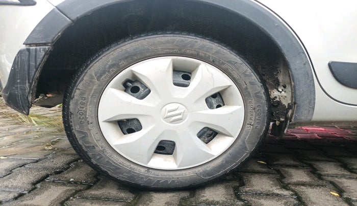 2023 Maruti New Wagon-R VXI CNG 1.0, Petrol, Manual, 16,420 km, tyre