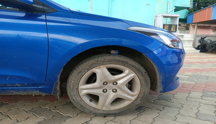 2017 Hyundai Elite i20 ASTA 1.2, Petrol, Manual, 17,311 km, tyre