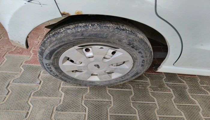 2011 Maruti A Star LXI, Petrol, Manual, 48,111 km, tyre