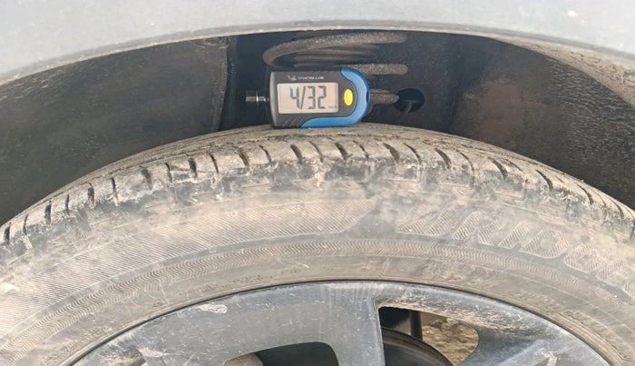 2021 Maruti IGNIS ALPHA 1.2, Petrol, Manual, 11,223 km, tyre