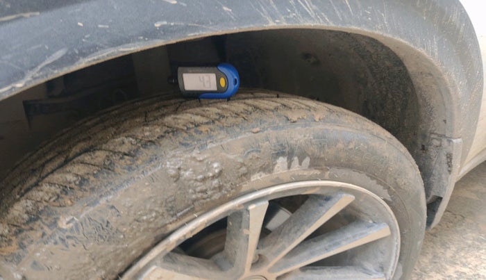 2023 Tata NEXON SMART 1.2 PETROL, Petrol, Manual, 14,694 km, tyre