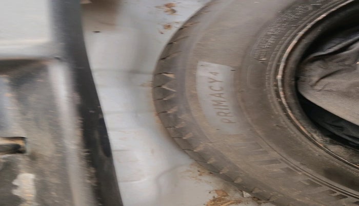 2023 Tata NEXON SMART 1.2 PETROL, Petrol, Manual, 14,694 km, tyre