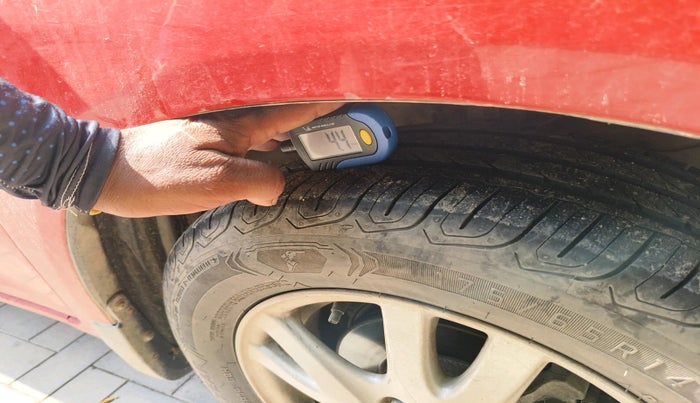 2015 Honda Brio VX AT, Petrol, Automatic, 42,417 km, tyre