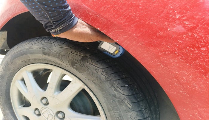 2015 Honda Brio VX AT, Petrol, Automatic, 42,417 km, tyre