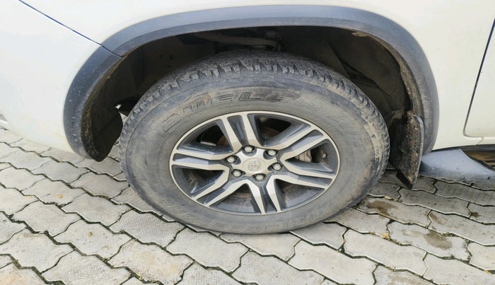 2018 Toyota Fortuner 2.8 4X2 MT, Diesel, Manual, 1,44,353 km, tyre