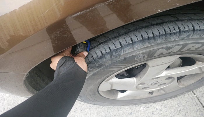 2015 Renault Duster 85 PS RXL DIESEL (OPT), Diesel, Manual, 63,312 km, tyre