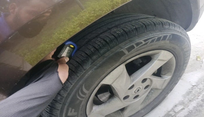 2015 Renault Duster 85 PS RXL DIESEL (OPT), Diesel, Manual, 63,312 km, tyre