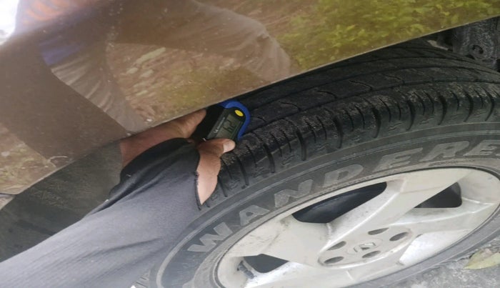 2015 Renault Duster 85 PS RXL DIESEL (OPT), Diesel, Manual, 63,312 km, tyre