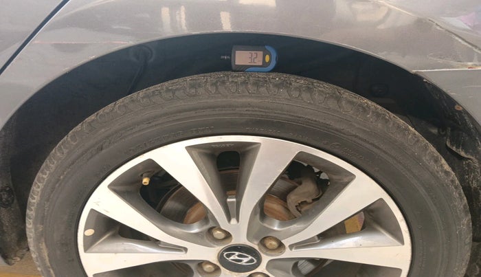 2013 Hyundai Verna FLUIDIC 1.6 VTVT SX, Petrol, Manual, 1,33,000 km, tyre