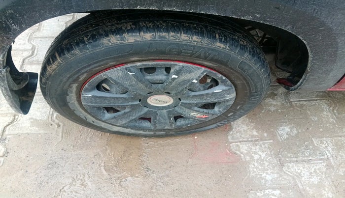 2023 Renault Kwid RXL 1.0 (O), Petrol, Manual, 51,549 km, tyre