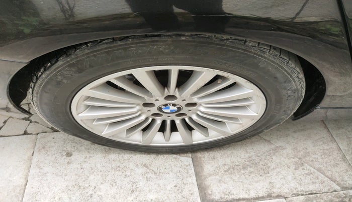 2015 BMW 3 Series 320D GT LUXURY LINE, Diesel, Automatic, 1,09,533 km, tyre