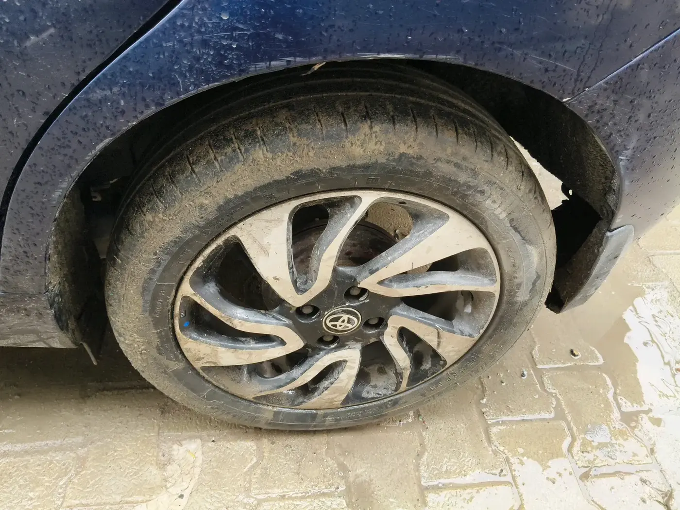 2021 Toyota Glanza G, Petrol, Manual, 70,395 km, tyre
