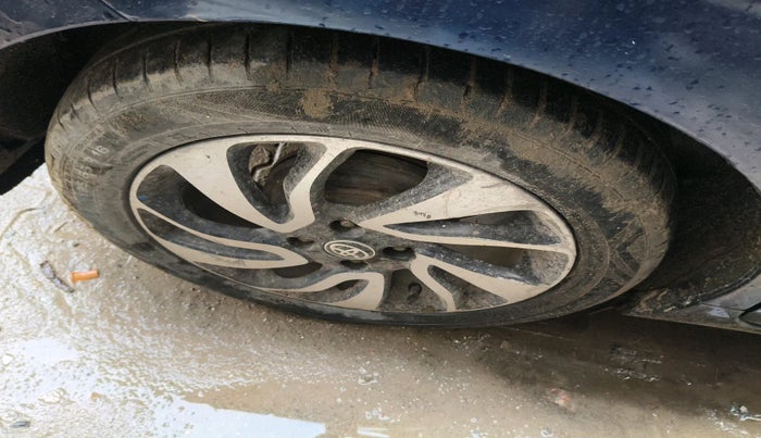 2021 Toyota Glanza G, Petrol, Manual, 70,395 km, tyre
