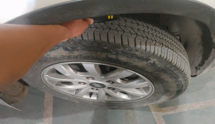 2021 Mahindra XUV500 W9, Diesel, Manual, 46,419 km, tyre