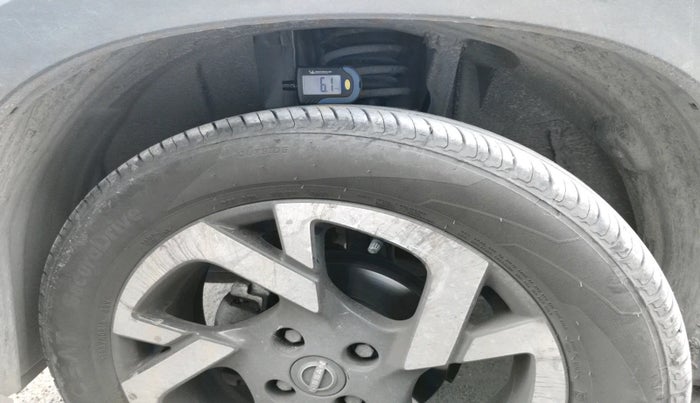 2022 Nissan MAGNITE XV PREMIUM TURBO CVT, Petrol, Automatic, 18,812 km, tyre