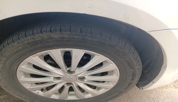 2015 Maruti Ciaz ZDI SHVS, Diesel, Manual, 1,32,598 km, tyre