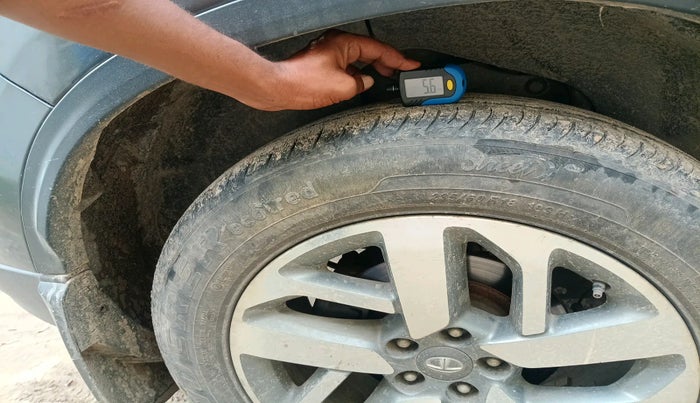 2021 Tata Safari XZA PLUS, Diesel, Automatic, 1,53,691 km, tyre