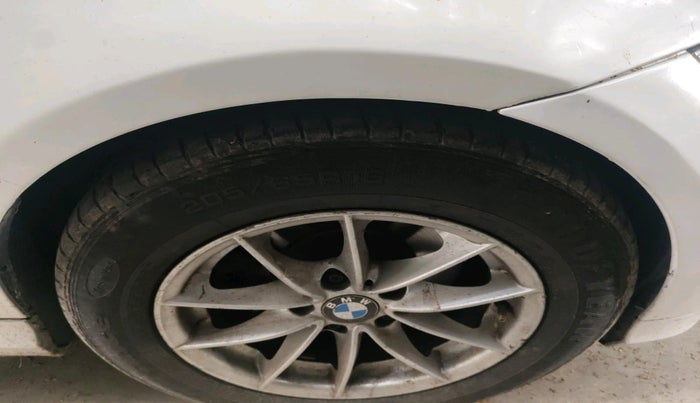 2012 BMW 3 Series 320d, Diesel, Automatic, 1,11,347 km, tyre