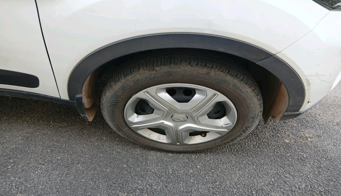 2023 Tata NEXON XM PETROL, Petrol, Manual, 44,172 km, tyre