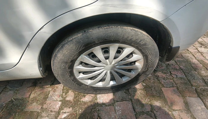 2013 Maruti Swift Dzire VXI, Petrol, Manual, 1,25,908 km, tyre