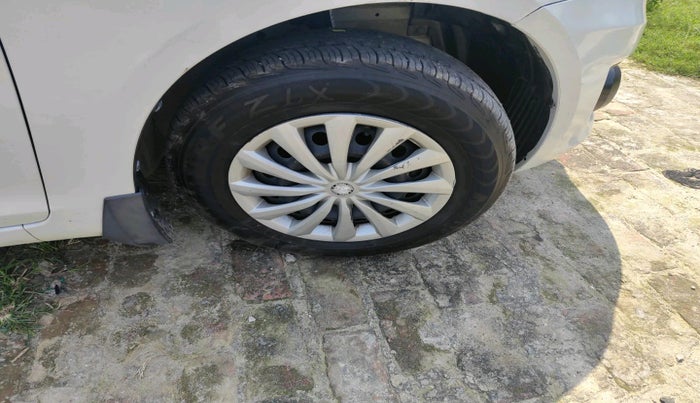 2013 Maruti Swift Dzire VXI, Petrol, Manual, 1,25,908 km, tyre