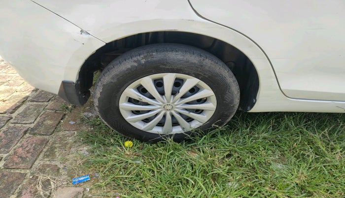 2013 Maruti Swift Dzire VXI, Petrol, Manual, 1,25,908 km, tyre