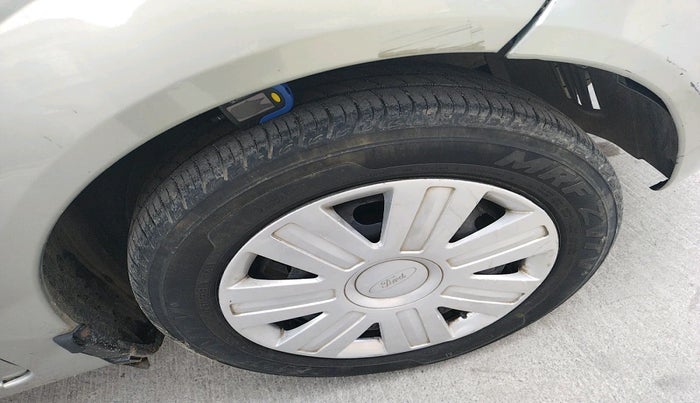 2010 Ford Figo ZXI 1.4 DIESEL, Diesel, Manual, 55,972 km, tyre