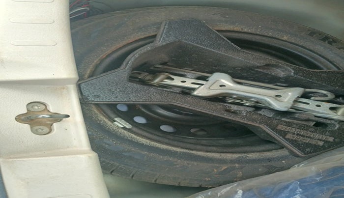 2018 Maruti Celerio ZXI, Petrol, Manual, 37,000 km, tyre