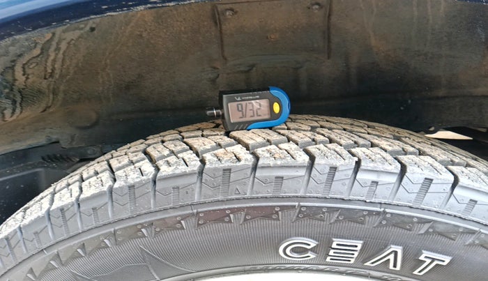 2015 Mahindra Scorpio S10 AT, Diesel, Automatic, 54,099 km, tyre