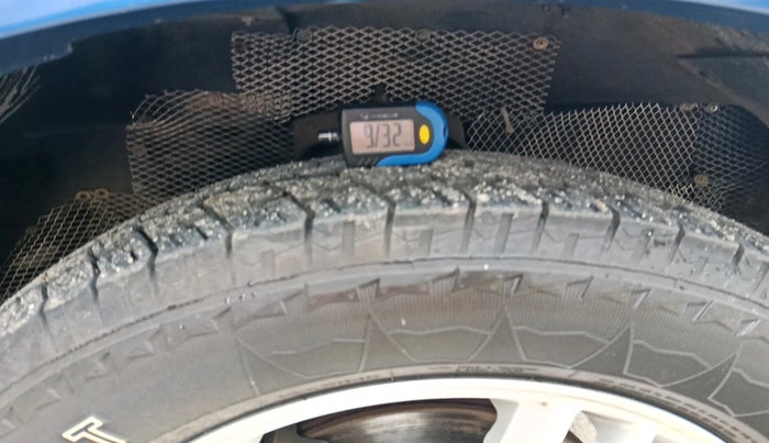 2015 Mahindra Scorpio S10 AT, Diesel, Automatic, 54,099 km, tyre