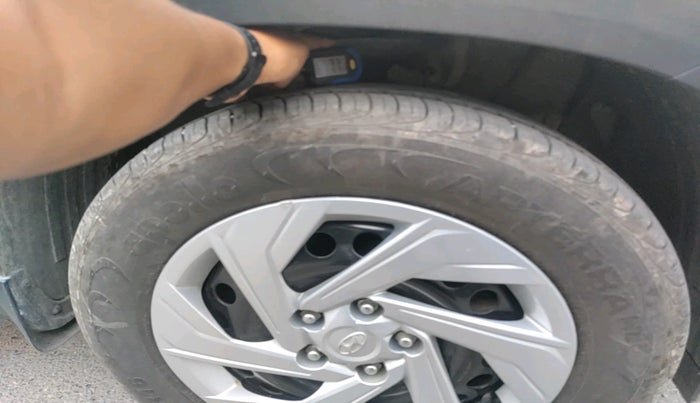 2022 Hyundai Creta EX 1.5 PETROL, Petrol, Manual, 44,502 km, tyre