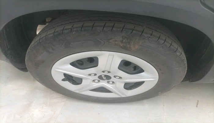 2024 KIA SELTOS HTE 1.5 Diesel MT, Diesel, Manual, 20,500 km, tyre