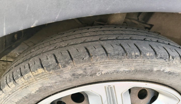 2019 Tata NEXON XM PETROL, Petrol, Manual, 44,638 km, tyre