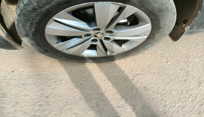 2022 Skoda KUSHAQ ACTIVE 1.0L TSI MT, Petrol, Manual, 11,925 km, tyre