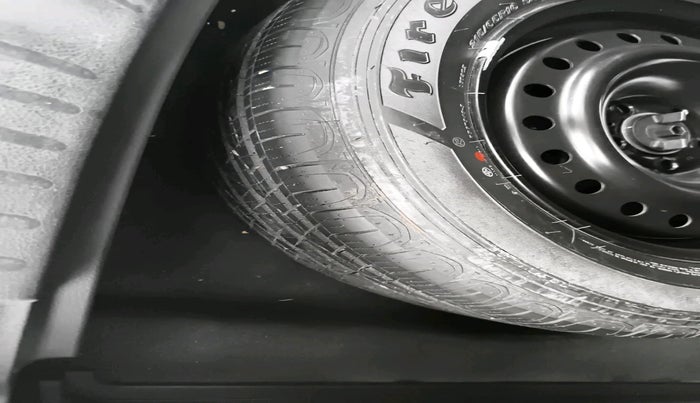 2023 Jeep Compass LIMITED (O) 2.0 DIESEL, Diesel, Manual, 18,556 km, tyre