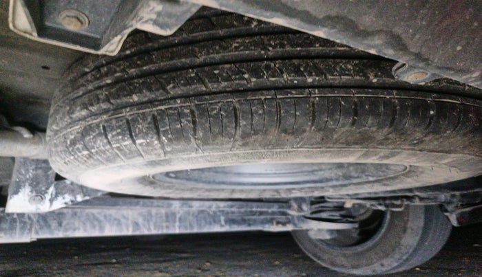 2021 Tata Safari XMA, Diesel, Automatic, 1,39,684 km, tyre