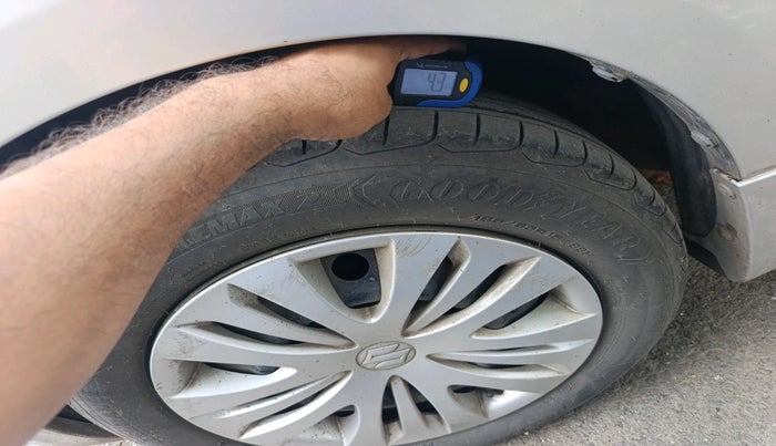 2012 Maruti Ertiga VDI, Diesel, Manual, 62,275 km, tyre